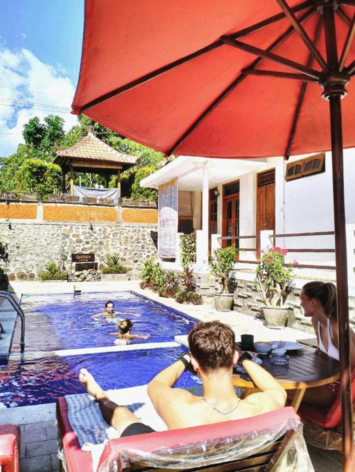 Kaia Lovina Guest House מראה חיצוני תמונה
